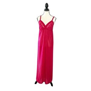 Vintage Vibrant Fuchsia Floor Length Intimate Chemise